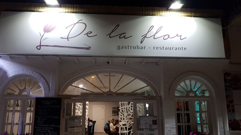 Gastrobar de la Flor - Comercio en Almuñécar, Costa Tropical - 90 Costa