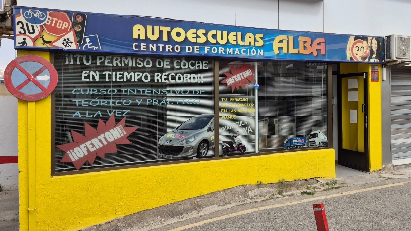 Autoescuela Alba - Comercio en Almuñécar, Costa Tropical - 90 Costa